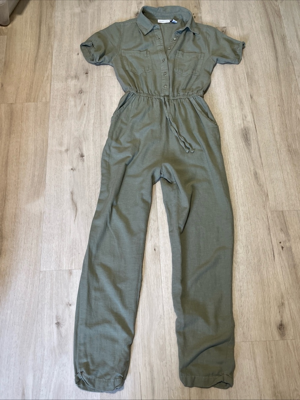 Sincerely Jules Olive Green Lightweight Short-Sleeve Button-Front Jumpsuit